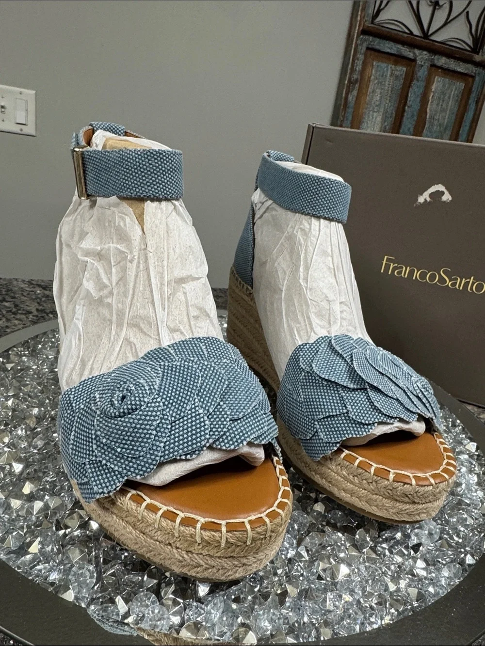 Franco Sarto clemens denim Blue Espadrille Wedge Sandals with Floral Toe NEW 9